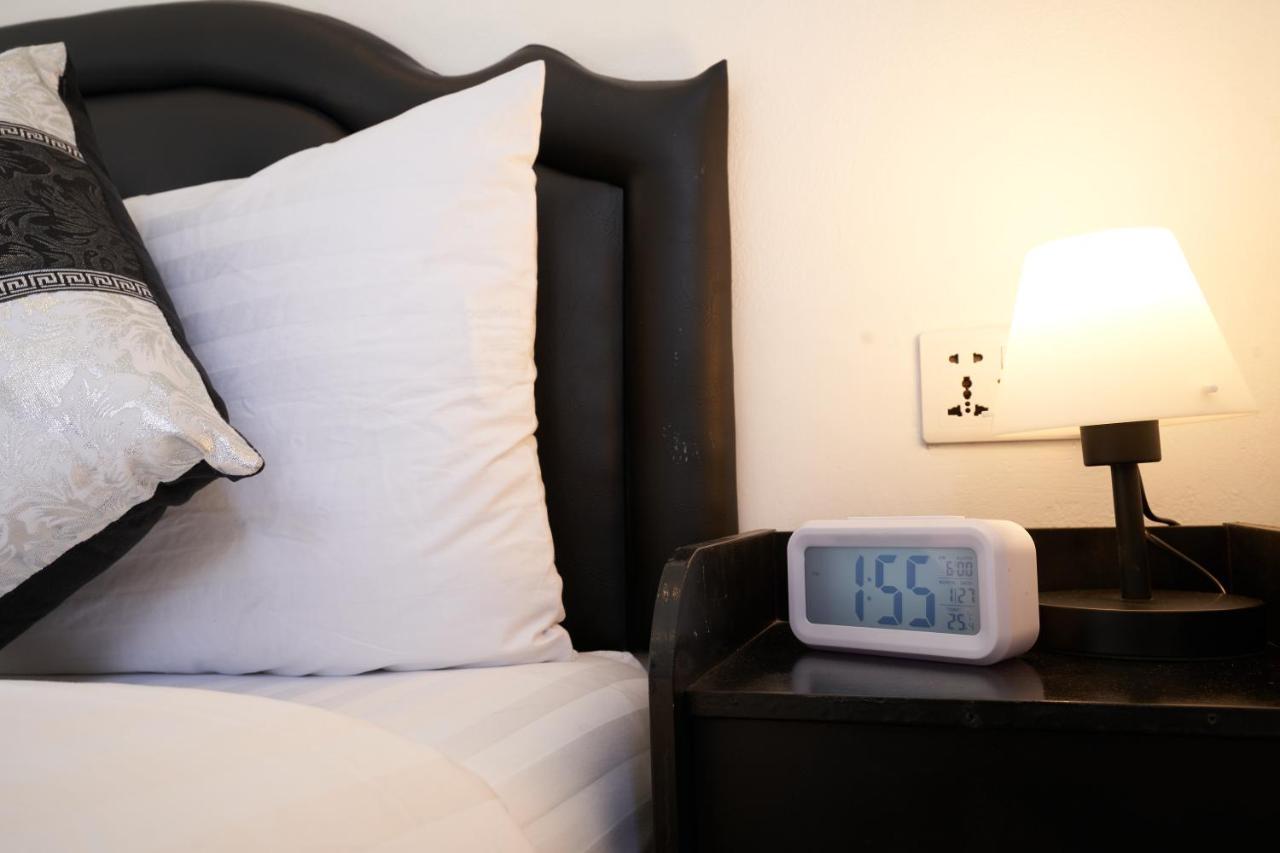Thonglor Suites Hotel Bangkok Eksteriør billede