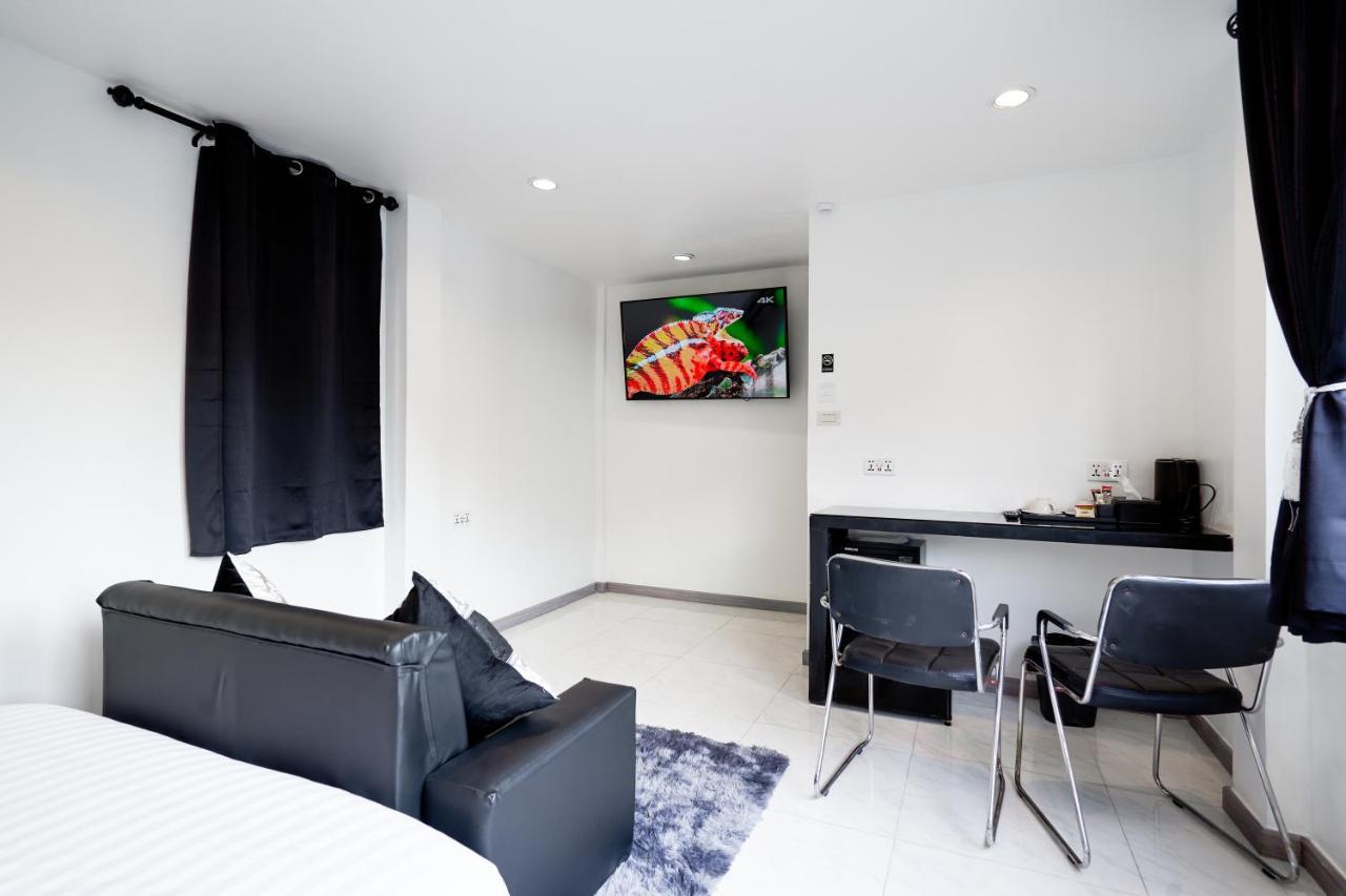 Thonglor Suites Hotel Bangkok Eksteriør billede